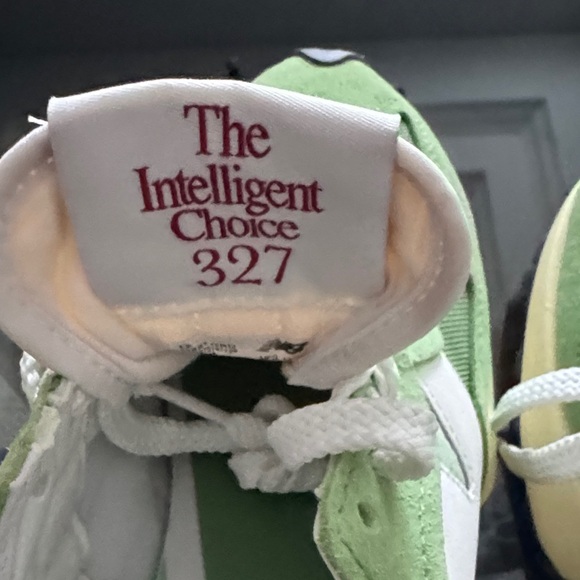 NWT! New Balance 327 Green and White Sneakers - Picture 2 of 7
